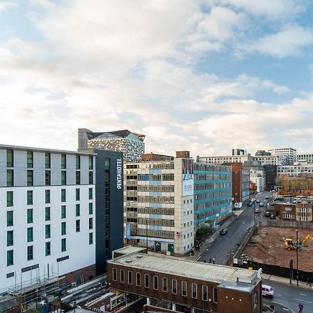 Maevela Apartments ☆ Pink Luxury Apartment With Balcony - Birmingham City Centre - 5 Min Walk From Bullring, Cube, Mailbox, New Street Station - Free Netflix & Wifi Екстер'єр фото